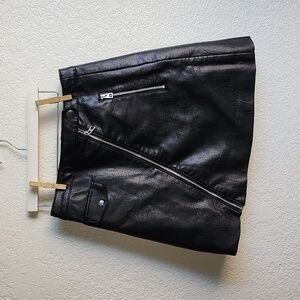 H&M Faux leather miniskirt